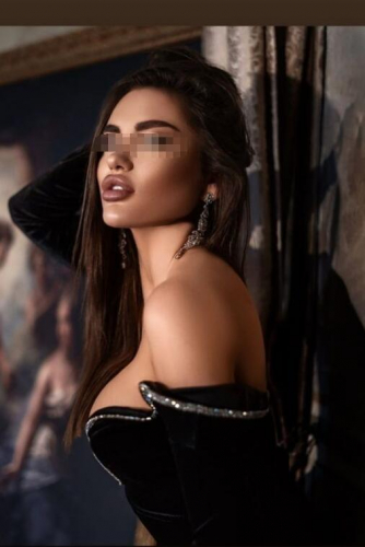 Индивидуалка СПб Илария Брюнетка c 3 размером груди у метро Электросила Санкт-Петербург Фото-4